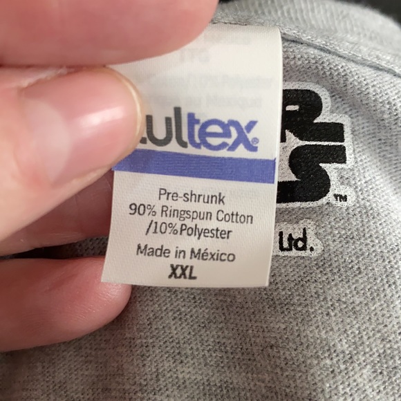 Hot Topic The Child Baby Yoda Short Sleeve T-shirt - Picture 6 of 9